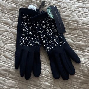 Adrienne Vittadini Elegant Navy Gloves with Pearl Details NWT